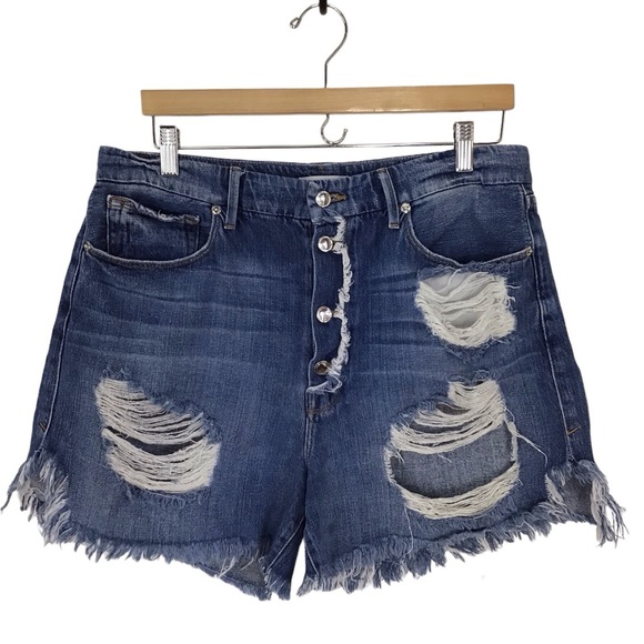 Good American High Waisted Distressed Boyfriend Jean Shorts Size 10-30 - Picture 2 of 6